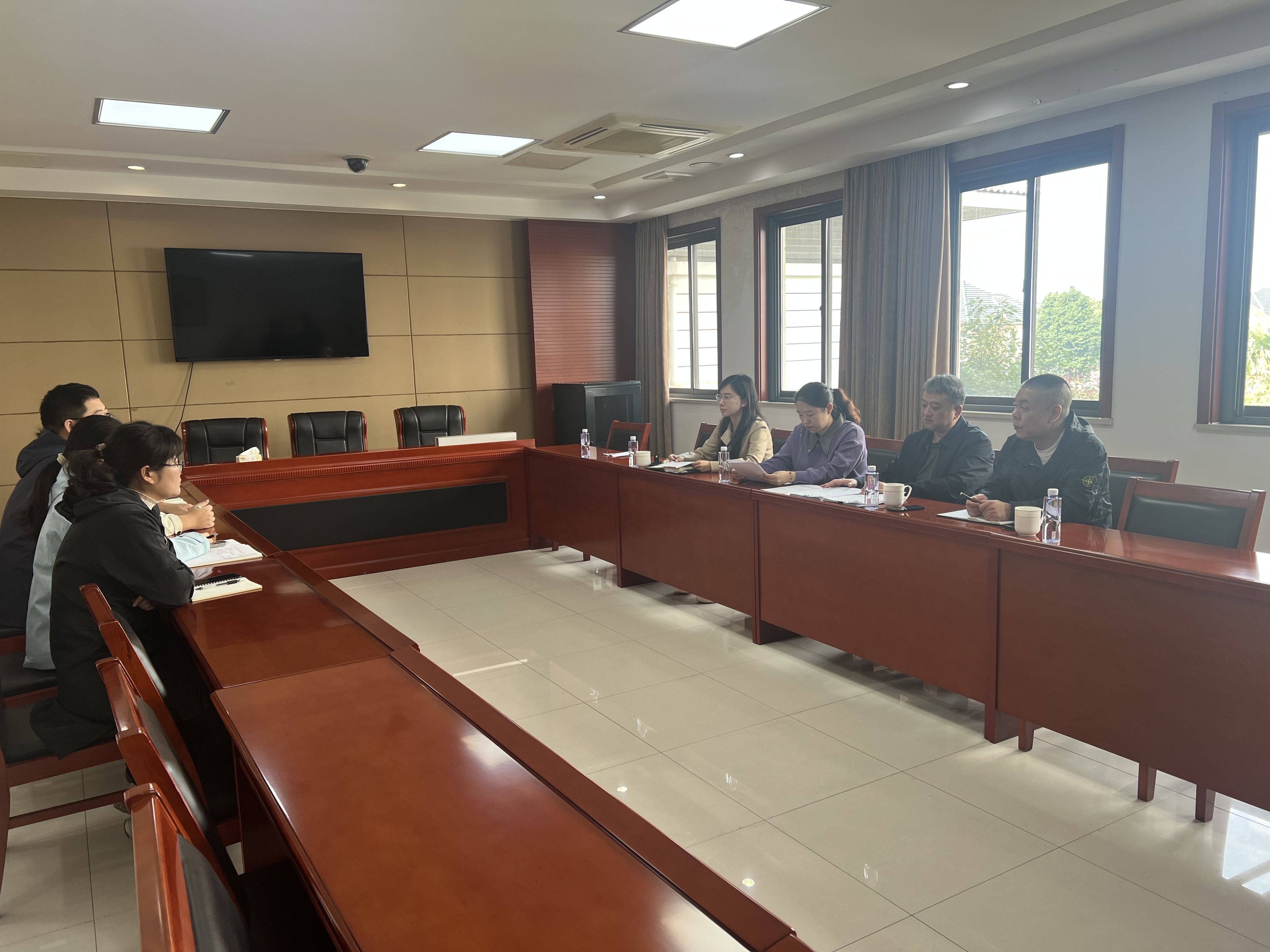 经开区法院召开民非调解组织座谈会